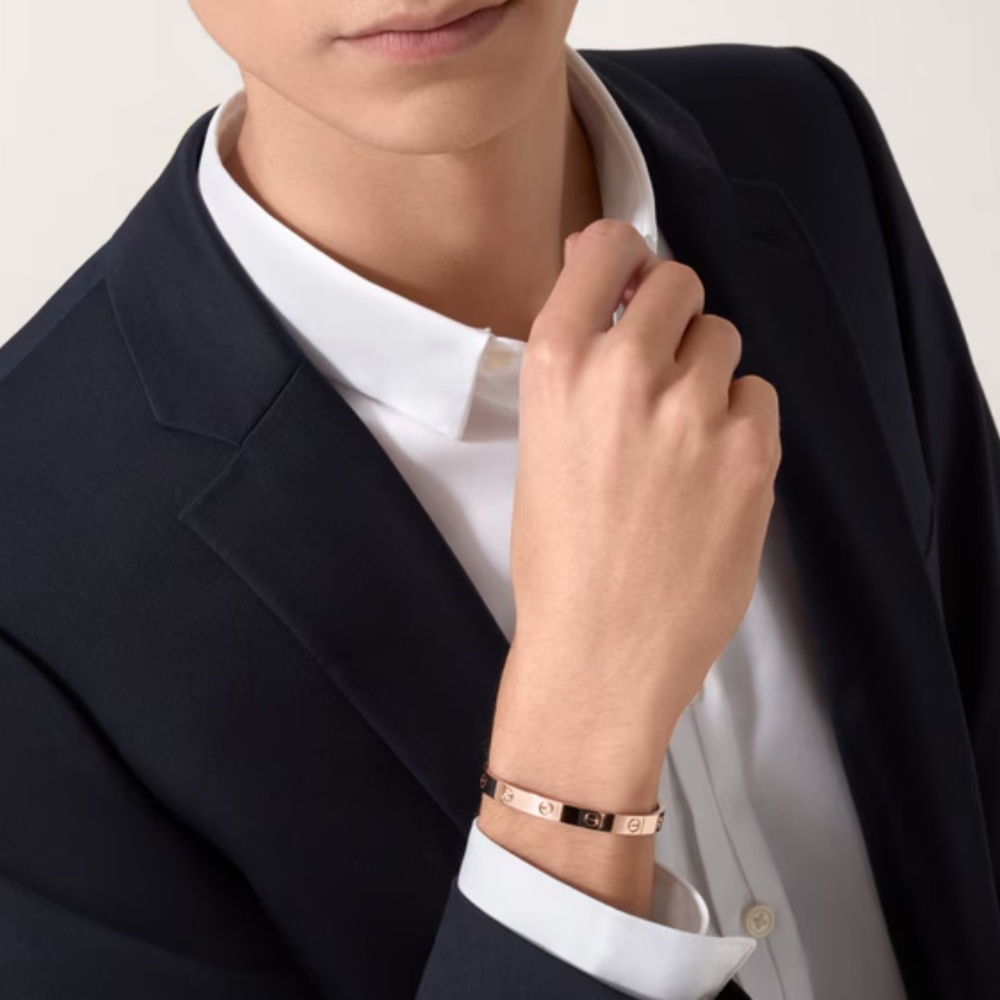 CARTIER LOVE BRACELET, CLASSIC MODEL, ROSE GOLD - Picture 8 of 11
